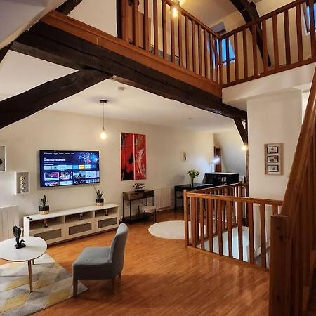 Grand Duplex Du Beffroi Apartment Douai Bagian luar foto
