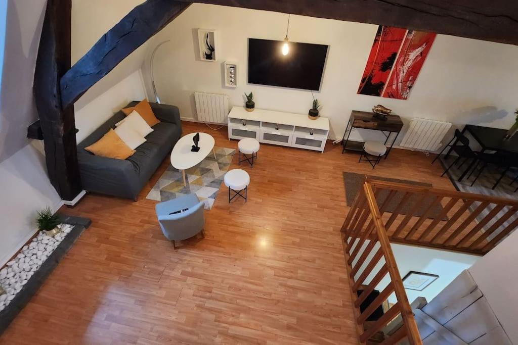 Grand Duplex Du Beffroi Apartment Douai Bagian luar foto